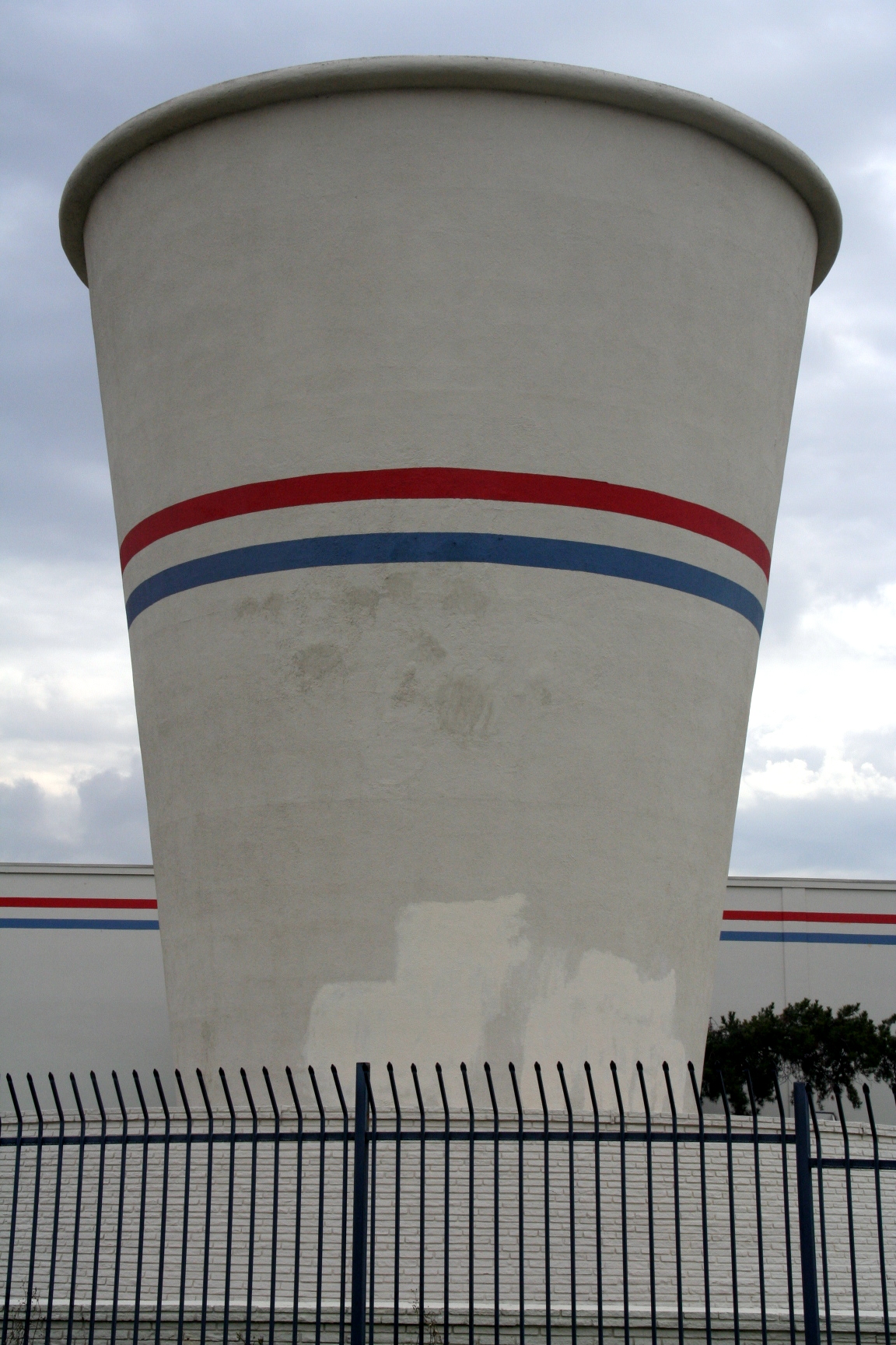 Worlds Tallest Paper Cup – Riverside, California - Cap On A Map